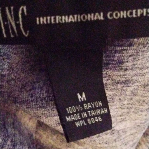 INC fancy tee M - Picture 3 of 4